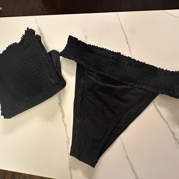 NWT-Beachsissi Black Ruffled Tankini-Size‎ Large - Picture 5 of 9